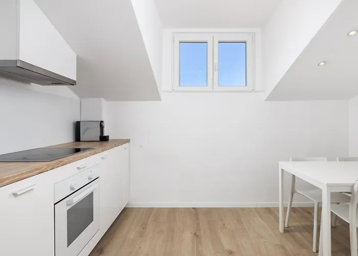 Pearl, Center 아파트 오파티아