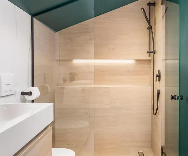 Pearl, Center 아파트 *