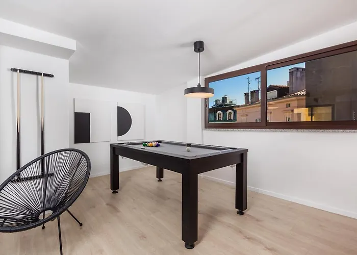 Pearl, Center 아파트