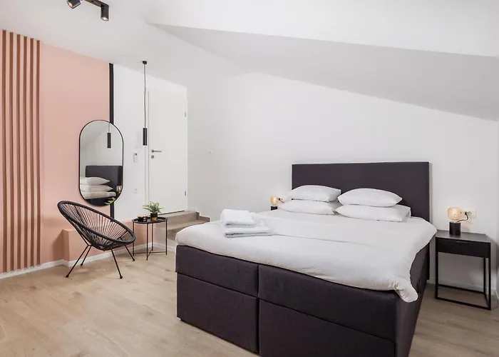 아파트 Pearl, Center 오파티아