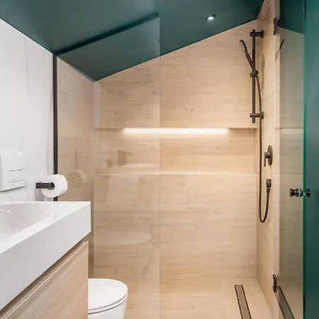 Pearl, Center Lägenhet *