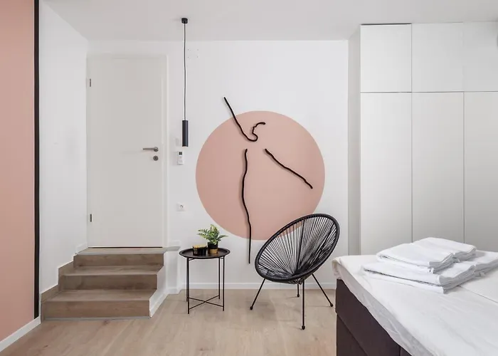 Pearl, Center * Opatija